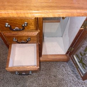 cute antique jewelry box